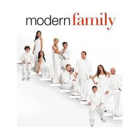 Modern Family Season 4 DVD Box Set - Click Image to Close